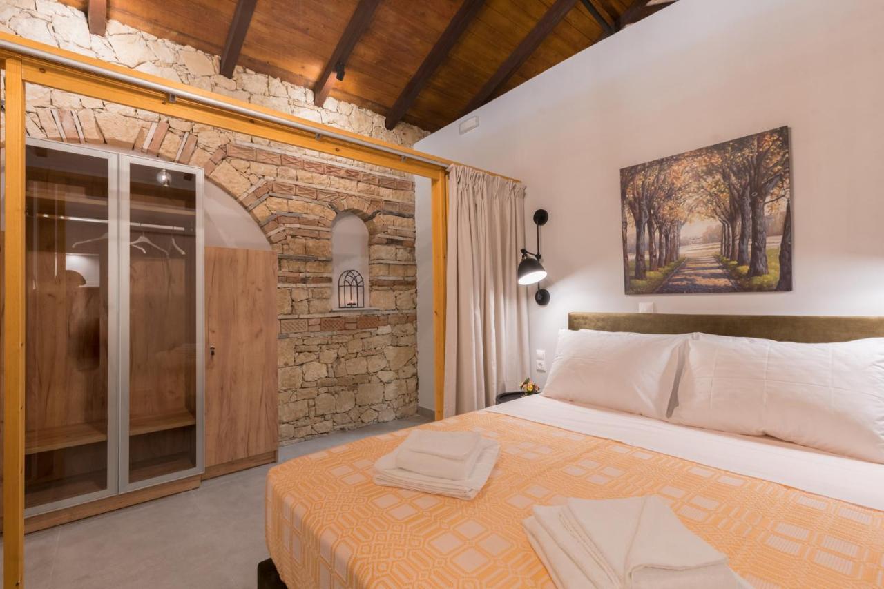 Casa Leone, Cosy Apartment Overlooking The Square Spílion エクステリア 写真