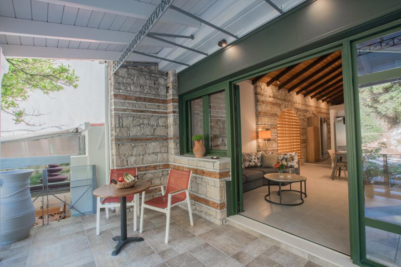 Casa Leone, Cosy Apartment Overlooking The Square Spílion エクステリア 写真